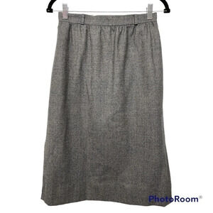 Vintage Chloe Pencil Skirt with side slits zipper back and pockets dark academia